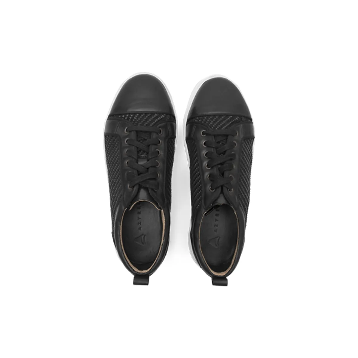 Boston - Calfi Crust - Black