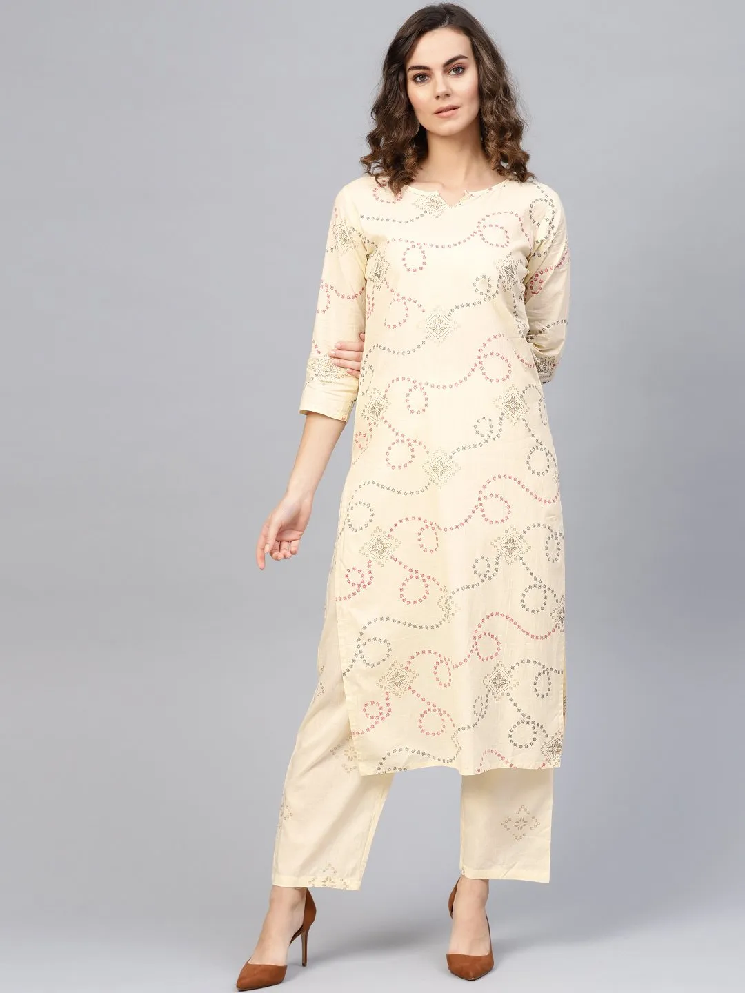 Women Cream-Coloured & Red Printed Kurta With Trousers