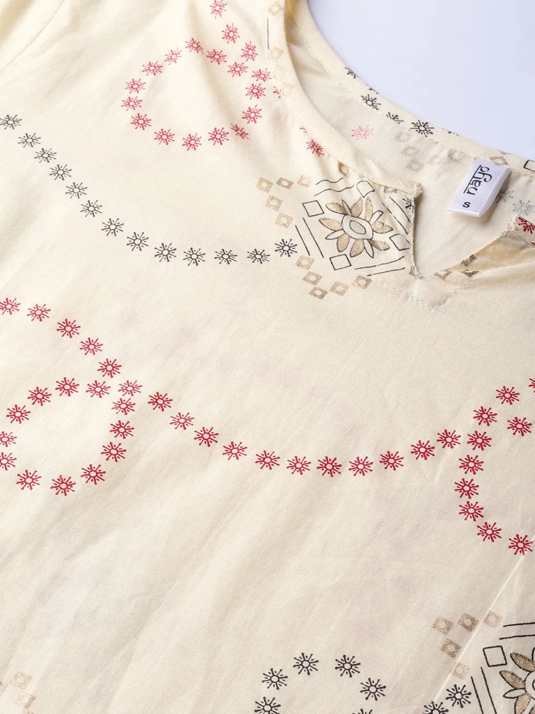 Women Cream-Coloured & Red Printed Kurta With Trousers