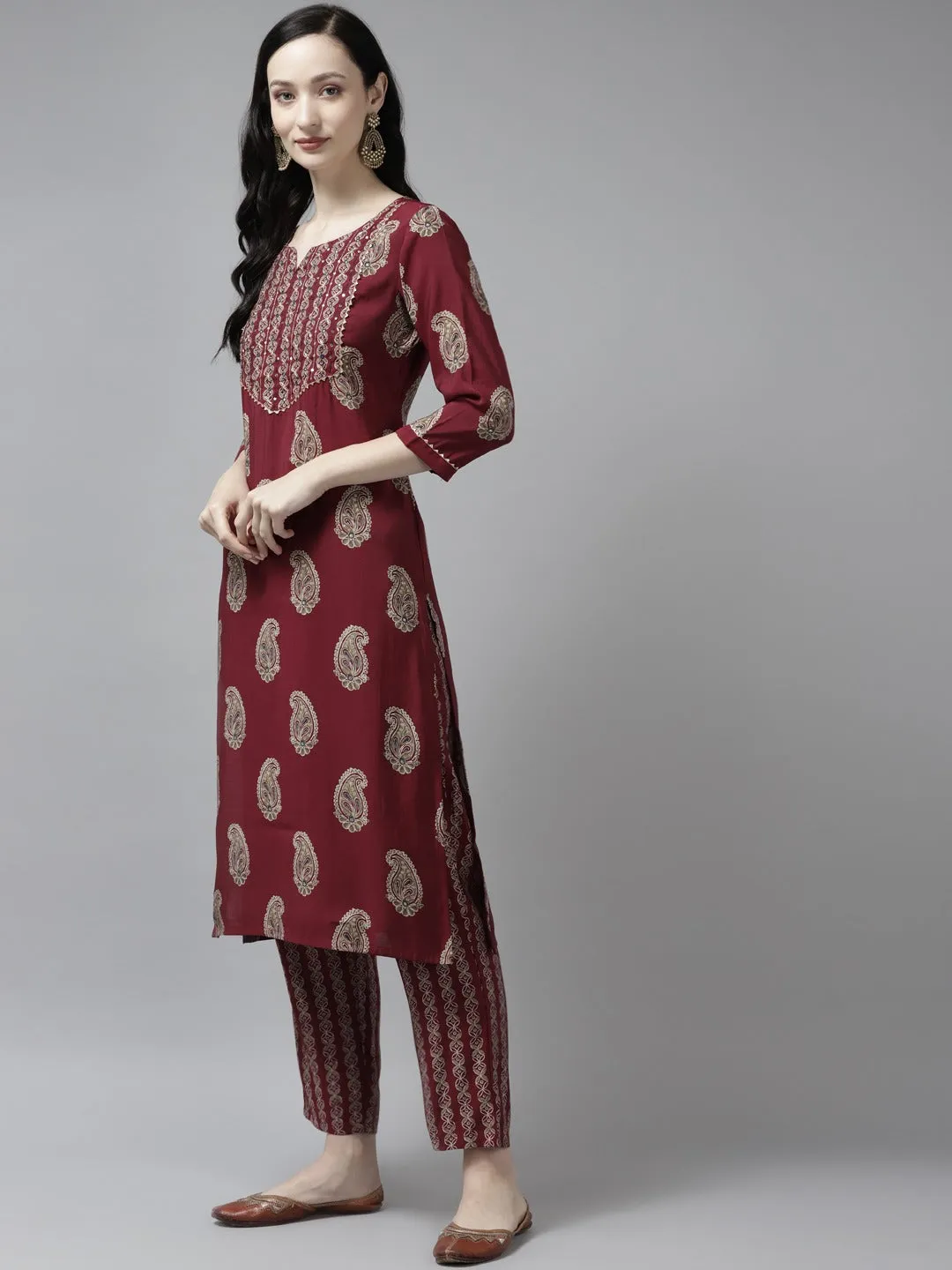 Women Maroon Silk Blend Kurta Set With Dupatta