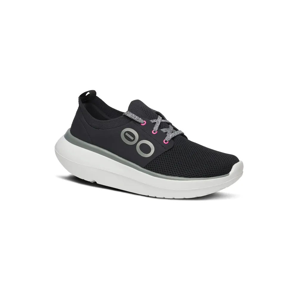 Women's OOfos OOmy Stride Color: White / Black